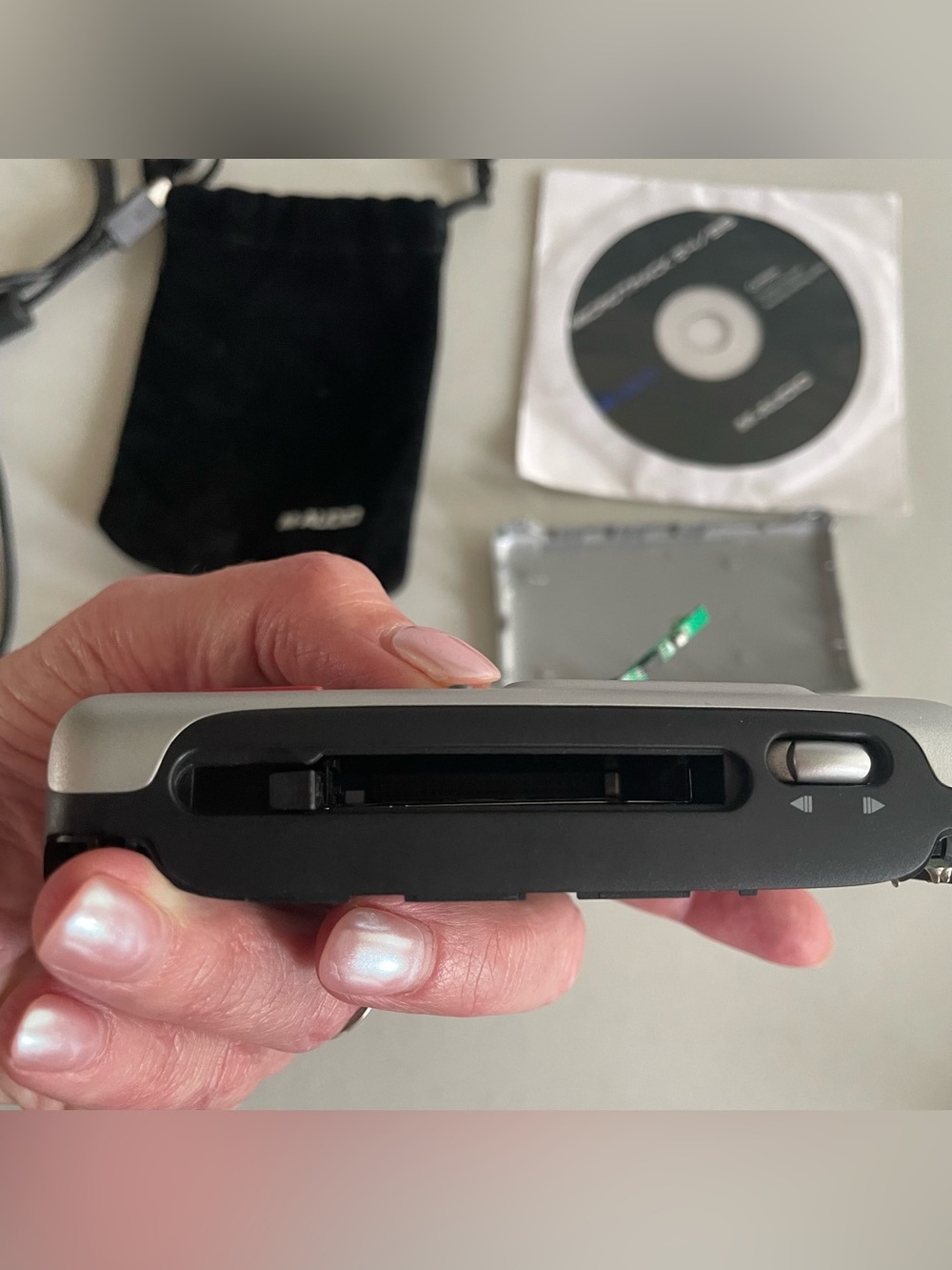 Vintage Audio Tech Lot: Sony Walkman, M-Audio MicroTrack 24/96 Parts, Misc Cable - Picture 6 of 16